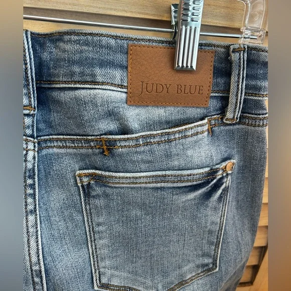 Judy Blue Denim Jeans - Picture 4 of 6